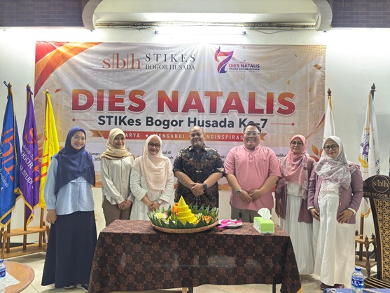 Dies Natalis ke-7 STIKes Bogor Husada, Momentum Berbagi dan Menghargai Dedikasi